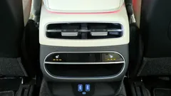 2024 Genesis GV70 2.5T Gasoline 2WD, белый — фото 16