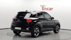2024 Hyundai Venue 1.6 Flux, чёрный — фото 2