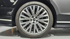 2023 Audi A8 50 TDI Quattro Premium — фото 5