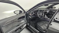 2023 Audi A8 50 TDI Quattro Premium — фото 10