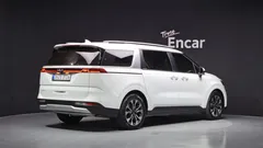 2023 Kia Carnival Diesel 9-Seater Prestige — фото 2