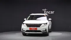 2023 Kia Carnival Diesel 9-Seater Prestige — фото 3