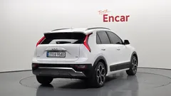 2022 Kia Niro Signature, белый — фото 2