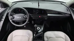 2022 Kia Niro Signature, белый — фото 7