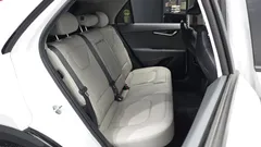 2022 Kia Niro Signature, белый — фото 12