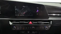 2022 Kia Niro Signature, белый — фото 14
