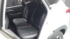 2023 Kia Seltos Gasoline 1.6 Turbo 2WD, белый — фото 12