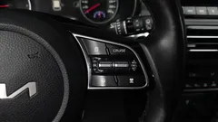 2023 Kia Seltos Gasoline 1.6 Turbo 2WD, белый — фото 16