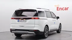 2022 Kia Carnival Diesel 9-Seater Prestige — фото 2