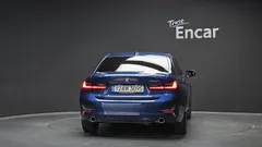 2022 BMW 3-Series 320i Luxury — фото 4