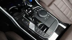 2022 BMW 3-Series 320i Luxury — фото 9