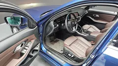2022 BMW 3-Series 320i Luxury — фото 11