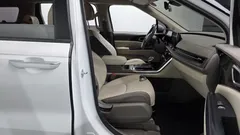 2023 Kia Carnival Diesel 9-Seater Prestige — фото 11