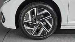 2023 Volkswagen Jetta 1.5 TSI Prestige, белый — фото 5
