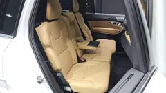 2023 Volvo XC90 B6 Ultimate Bright — фото 15