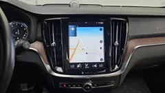 2021 Volvo V60 B5 Pro AWD, белый — фото 14