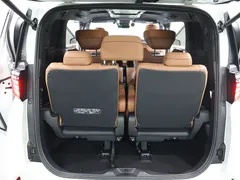 2024 Toyota Alphard 2.5 HEV Executive AWD, белый — фото 5
