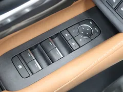 2024 Toyota Alphard 2.5 HEV Executive AWD, белый — фото 15