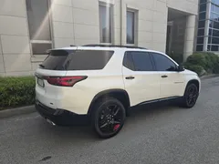2022 ChevroletGMDaewoo Traverse 3.6 AWD Redline — фото 2