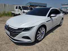2023 Volkswagen Arteon 2.0 TDI Prestige — фото 11