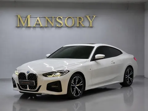 2022 BMW 4-Series 420i M Sport Coupe
