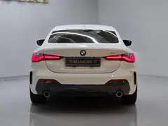 2022 BMW 4-Series 420i M Sport Coupe, белый — фото 4