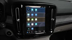2023 Volvo XC40 B4 Ultimate Bright — фото 17