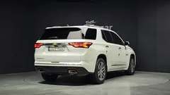 2022 ChevroletGMDaewoo Traverse 3.6 AWD Hi Country — фото 2