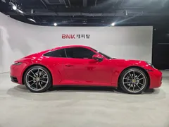 2023 Porsche 911 Carrera, красный — фото 4
