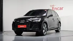 2023 Audi Q7 55 TFSI Quattro Premium — фото 1
