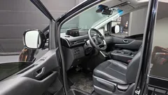 2022 Hyundai Staria 4WD Tourer 9-Seater — фото 10