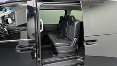 2022 Hyundai Staria 4WD Tourer 9-Seater — фото 11