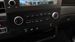 2022 Hyundai Staria 4WD Tourer 9-Seater — фото 18