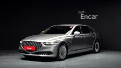 2021 Genesis G90 3.8 AWD, серебристый — фото 1