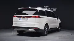 2022 Kia Carnival Diesel 9-Seater Noblesse — фото 2