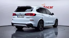 2022 BMW X5 M50i — фото 2