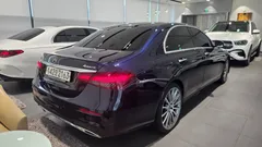 2022 Mercedes-Benz E-Class E350 4MATIC AMG Line — фото 5