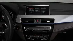2021 BMW X1 xDrive 20i M Sport, синий — фото 13