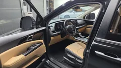 2023 Kia Carnival Diesel 11-Seater Prestige — фото 10