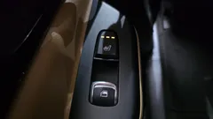 2023 Kia Carnival Diesel 11-Seater Prestige — фото 20