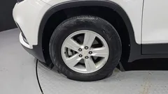 2021 ChevroletGMDaewoo Trax 1.4 LT, белый — фото 5