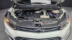 2021 ChevroletGMDaewoo Trax 1.4 LT, белый — фото 6