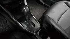 2021 ChevroletGMDaewoo Trax 1.4 LT, белый — фото 9