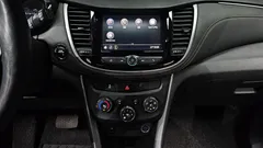 2021 ChevroletGMDaewoo Trax 1.4 LT, белый — фото 13