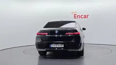 2023 BMW 7-Series 740i sDrive Design Pure Excellence — фото 4