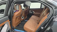 2023 BMW 7-Series 740i sDrive Design Pure Excellence — фото 11