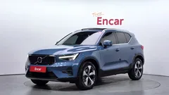 2023 Volvo XC40 B4 Ultimate Bright — фото 11