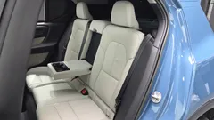 2023 Volvo XC40 B4 Ultimate Bright — фото 16