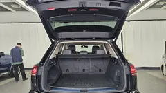 2021 Volkswagen Touareg 3.0 TDI Prestige, чёрный — фото 20