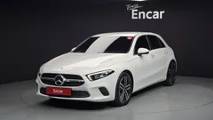 2023 Mercedes-Benz A-Class A220 Hatchback, белый — фото 1